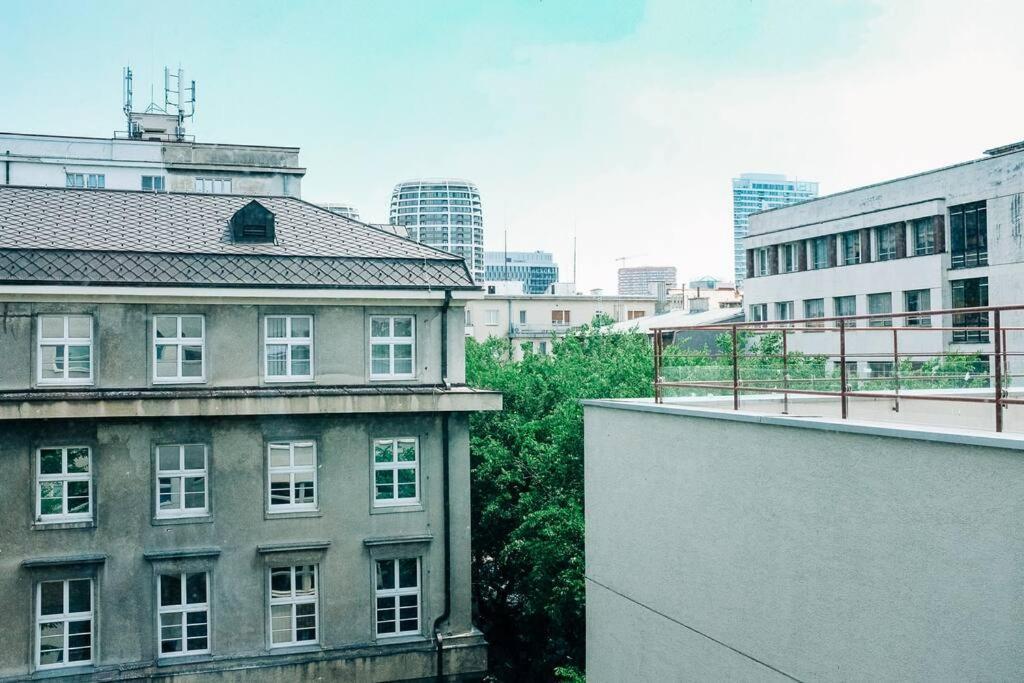 New Studio In Quiet Part Of The City Center Bratislava Luaran gambar
