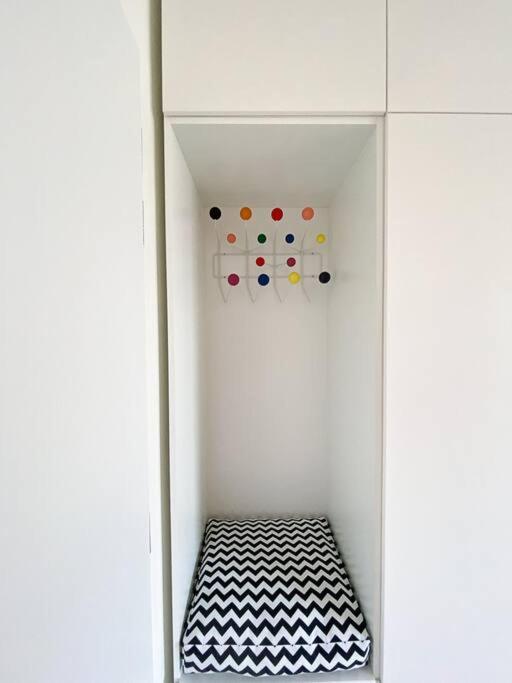 New Studio In Quiet Part Of The City Center Bratislava Luaran gambar