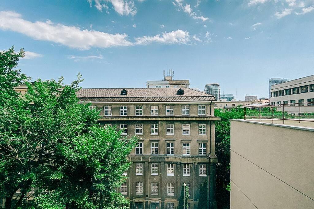 New Studio In Quiet Part Of The City Center Bratislava Luaran gambar